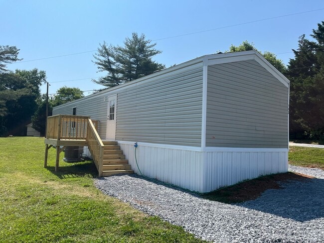 Photo - 2/2 in Cleveland County - New