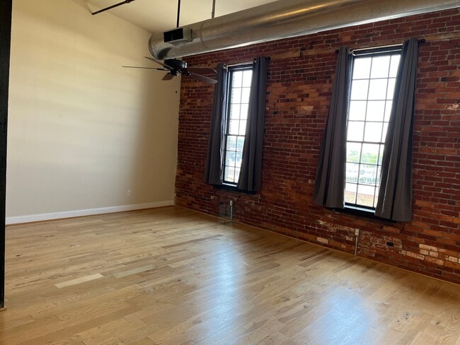 Photo - 265 N Queen St Unit Apt. 304