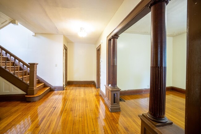Photo - 108 Avondale Pl