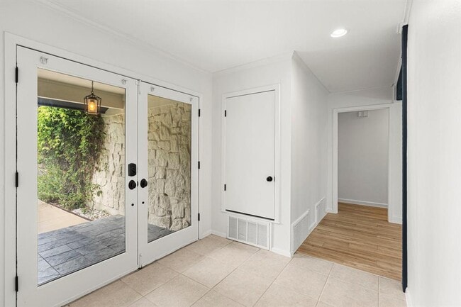 Photo - 2404 Coral Ridge Cir