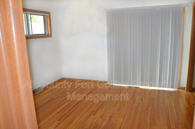 Photo - 1208 Baker St