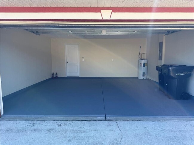 Photo - 326 Churchill Ct