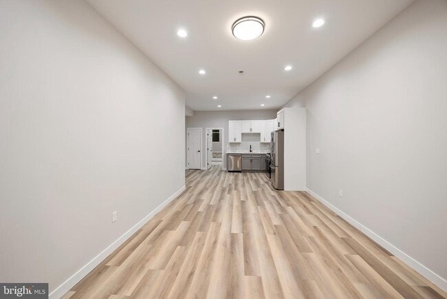 Building Photo - 2037 McCulloh St Unit 3