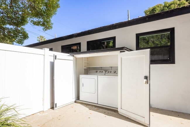 Photo - 1942 Chickasaw Ave