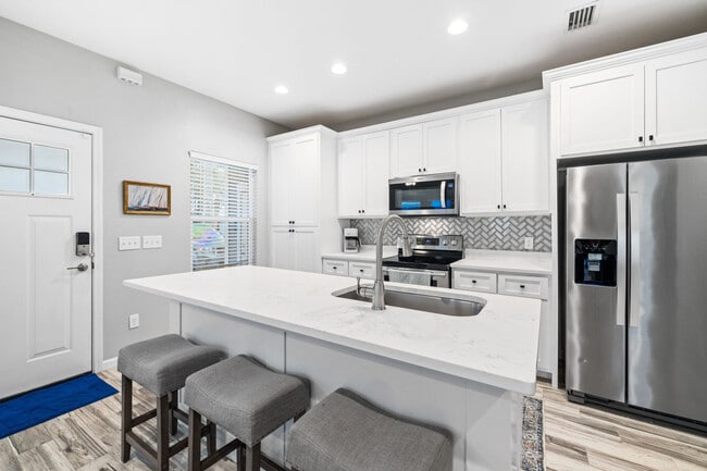 Photo - 212 Romanza Pl Unit ID1049730P