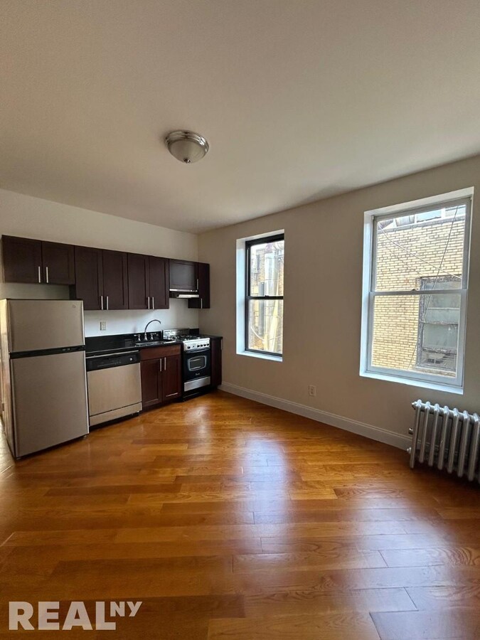 207-209 West 11th Street - 207-209 West 11th Street Apartment Unit 6B