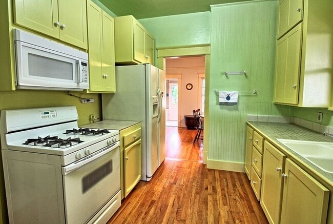 Photo - 2501 W Idaho St