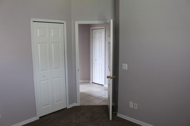 Freshly painted, four bedroom home available now! - Freshly painted, four bedroom home available now!