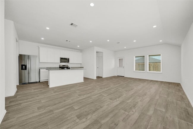 Photo - 4235 Bedwyn Bay Dr