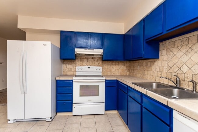 Photo - Stunning Ranch Style Home in East Colorado Springs!