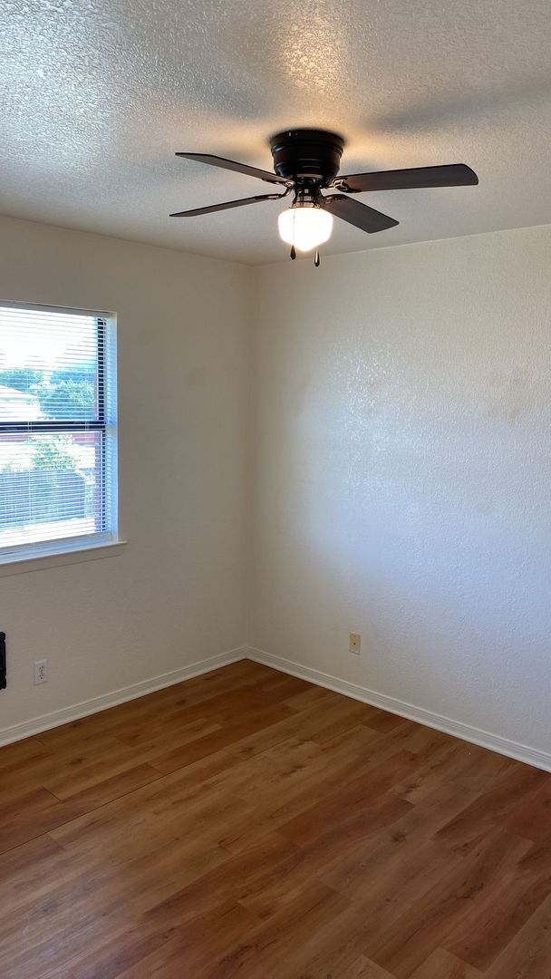 1103 Circle M Dr Unit C