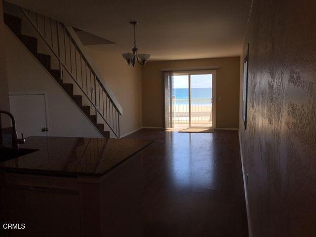 201 E Surfside Dr