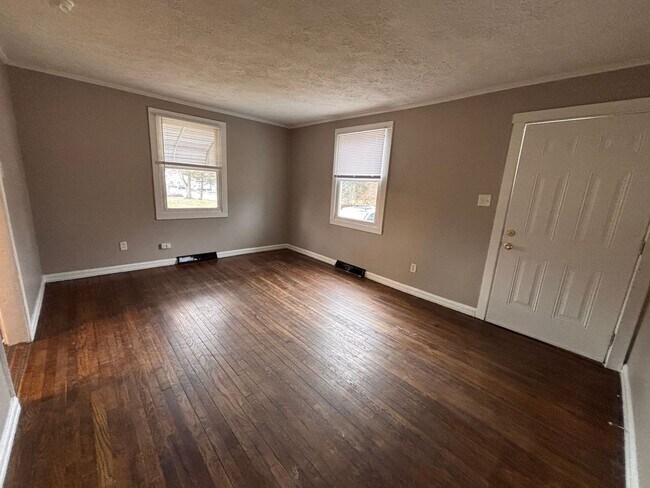 Photo - 4446 Prescott Ave