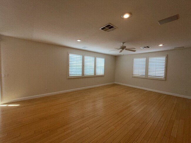 Photo - 6043 Eganridge Ct