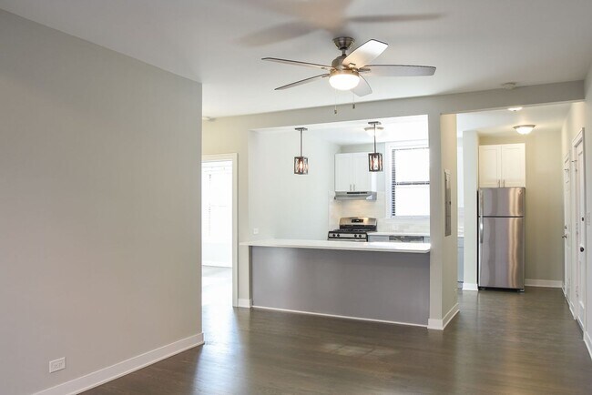 2623 W Berwyn Ave Unit 2