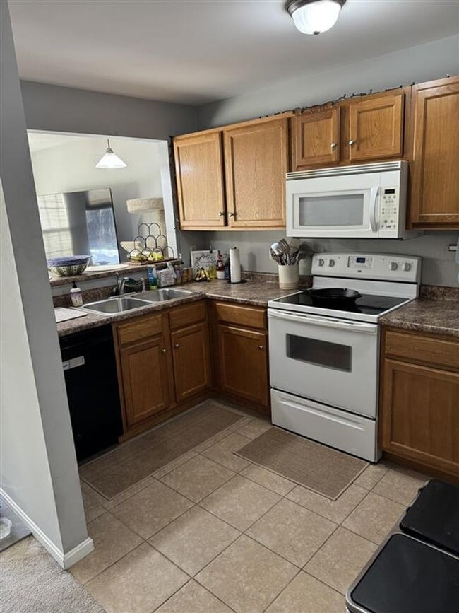 Photo - 18 Smithwheel Rd Unit 47