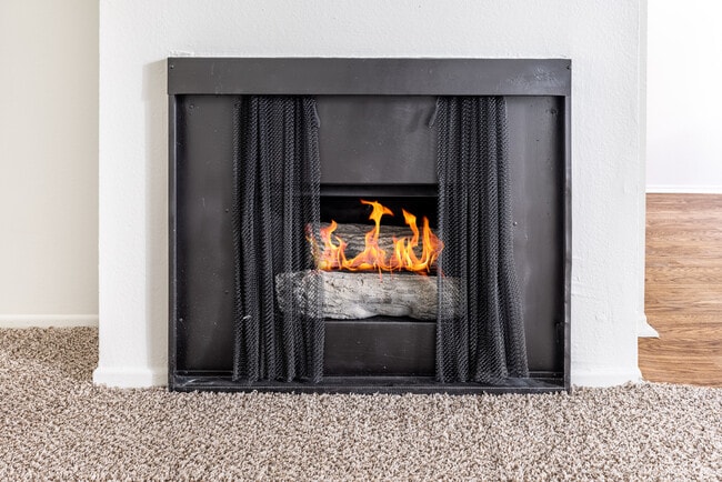 Photo - Parkwood Apartments