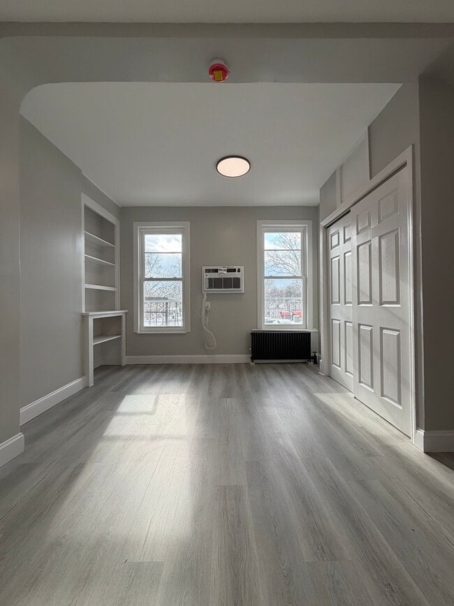 Photo - Grove St Apartments