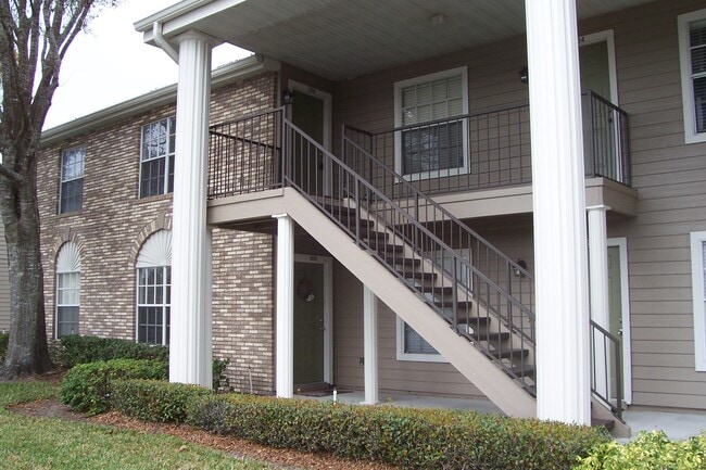 Building Photo - 2/2 In Hunter's Reserve - Water included in rent!