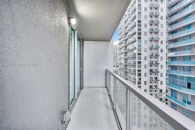 Photo - 55 SE 6th St Unidad 16