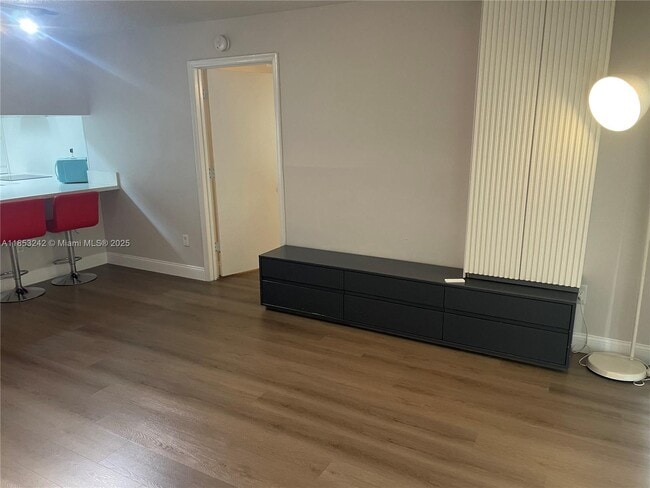 Photo - 430 S Park Rd Unit 3-102