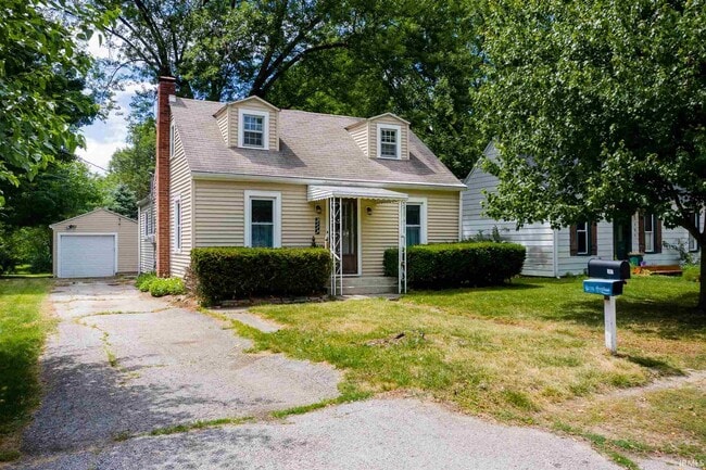 Building Photo - 3117 Oswego Ave Rental