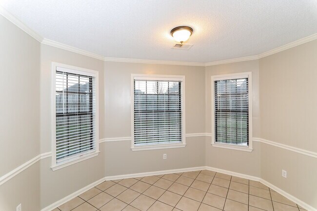 Photo - 7691 Shadow View Cove