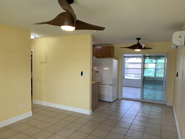 Photo - 1120 Vineyard St