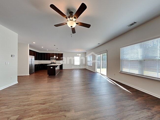 Photo - 138 Waverly Way