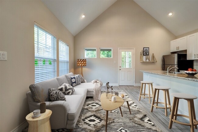 Photo - 1213 Armstead St