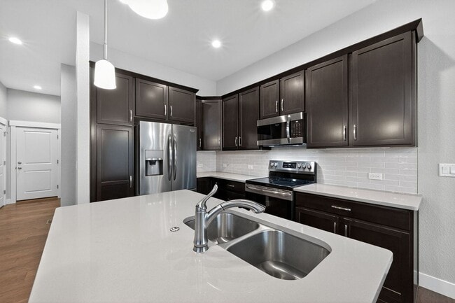 Photo - 8479 Cromwell Dr