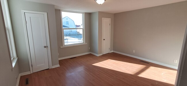 Photo - 107 Indiana Ave