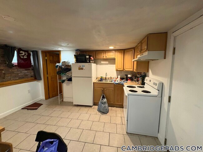 195 Hampshire St Unit B
