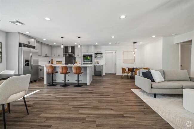 Building Photo - 4510 W 43rd St Rental