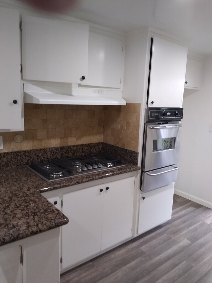 Photo - 512 N Louise St Unit #6 A