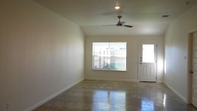 Photo - Cherry Laurel Lane