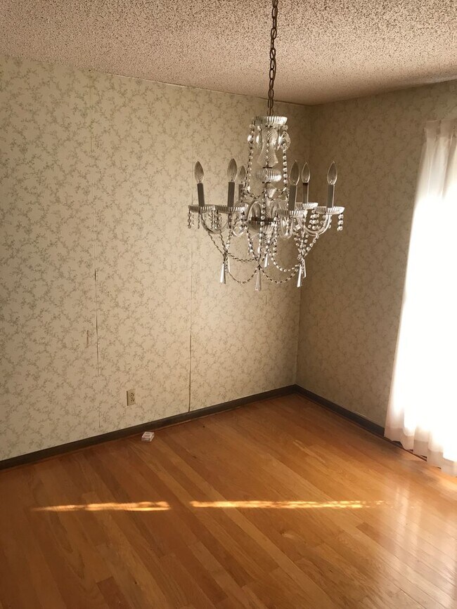 285 Poplar Hill Rd