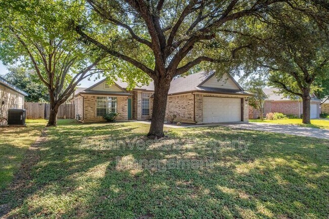 Photo - 119 Tanner Cir