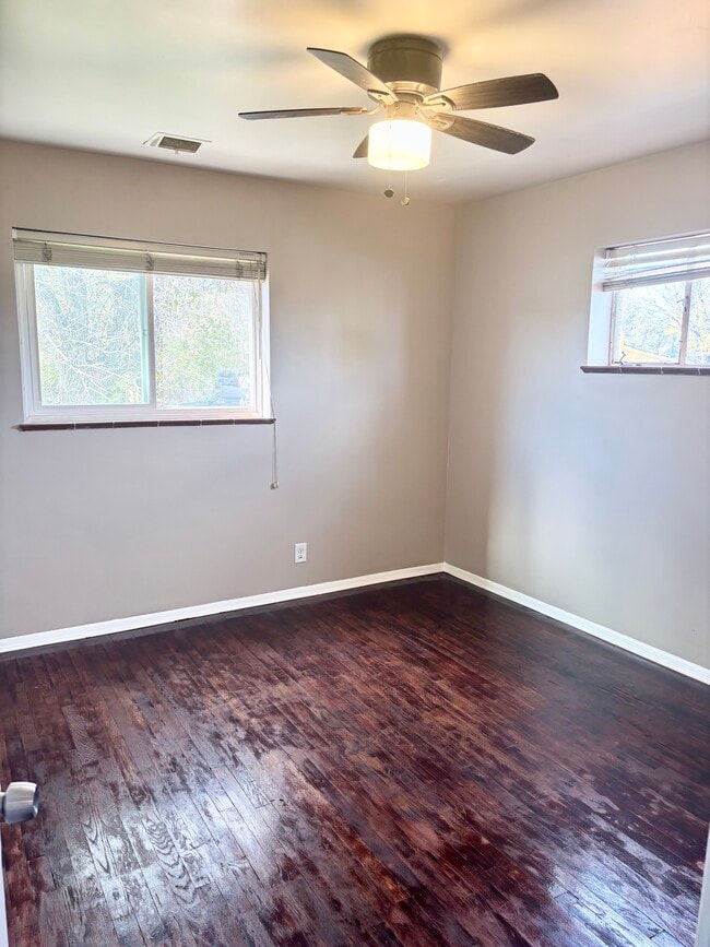 Photo - 316 S Dale Ct