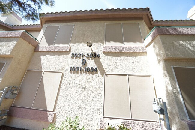 5710 E Tropicana Ave Unidad 1032