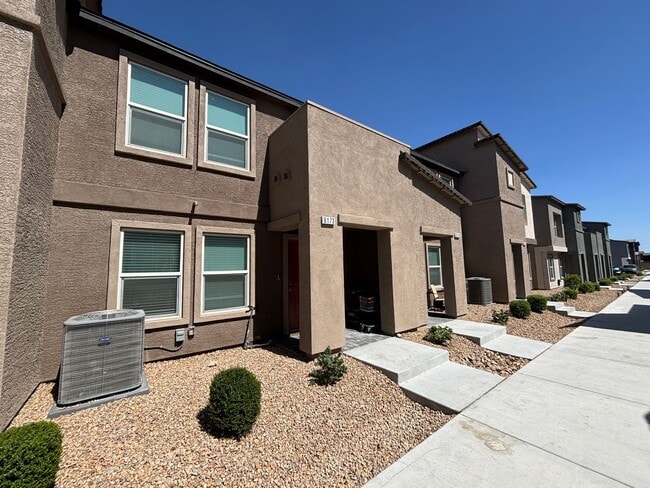 Building Photo - Modern 3-Bedroom Home in North Las Vegas with Spacious Layout!