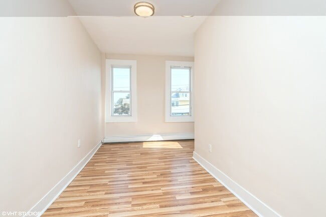 Photo - 118 Joline Ave