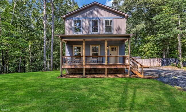 Photo - 3 br, 2.5 bath House - 428 Emmas Grove Road