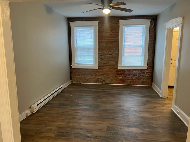 Photo - Recently Remodeled 4 Bedroom, 1.5 Bathroom House In Lancaster City
