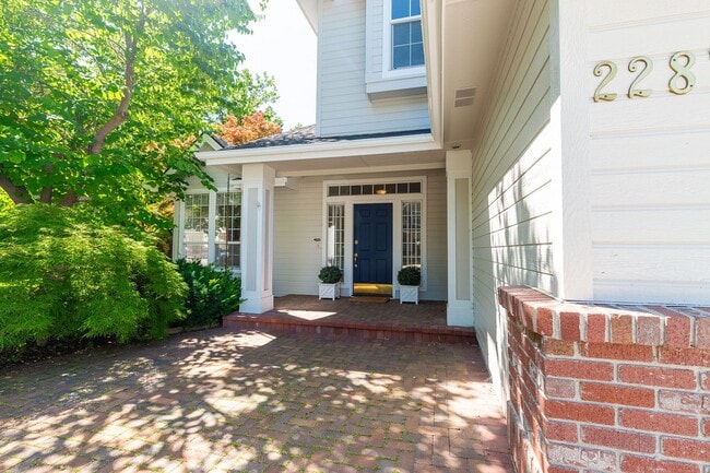 Photo - 3 Bed 2.5 Bath In The Heart Of Eagle