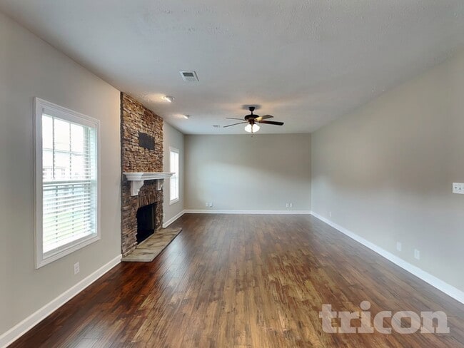 Photo - 3772 Windhaven Dr