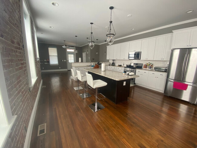 Photo - 3429 Missouri Ave