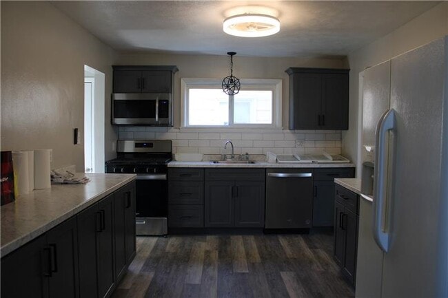 Photo - 2821 Bertha St