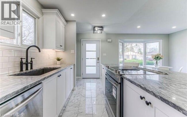 Photo - 238B NORTHLAKE Drive