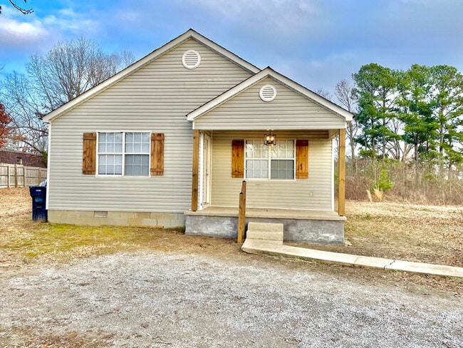 1601 Levee Rd
